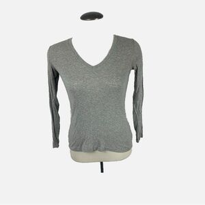 GAP Supersoft V-Neck Long Sleeve Tee (XS) – Pima Cotton Modal, Light Grey